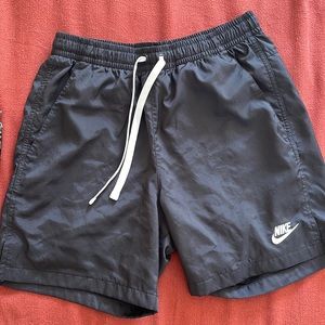 Nike Men’s Small Woven Flow Shorts - worn a few times - very comfy